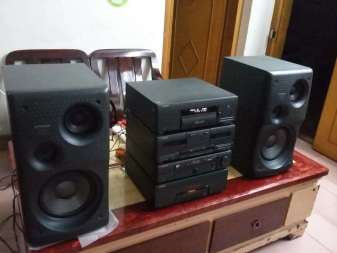 办公室有两套专业舞台表演，卡拉OK用的音响，现在不用了出售